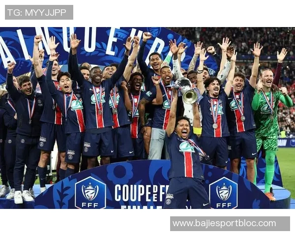 巴黎圣日耳曼创六冠伟业超越1995年球队展望2025更辉煌未来