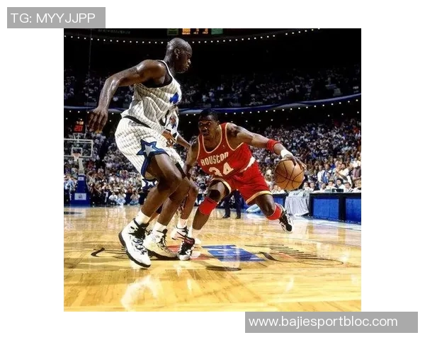 约基奇融合鲨鱼低位魔术师组织与KD投篮技艺逐步迈向历史伟大球员之路 约基奇融合鲨鱼低位魔术师组织与KD投篮技艺逐步迈向历史伟大球员之路