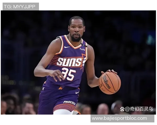 杜兰特强势突破帽掉戈贝尔芬奇不满遭罚一T引发争议 杜兰特强势突破帽掉戈贝尔芬奇不满遭罚一T引发争议